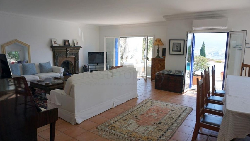 حصريا منزل مع إطلاله بحريه علي خليج بودروم