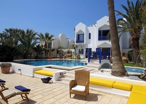 حصريا منزل مع إطلاله بحريه علي خليج بودروم