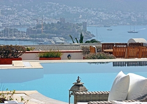 حصريا منزل مع إطلاله بحريه علي خليج بودروم