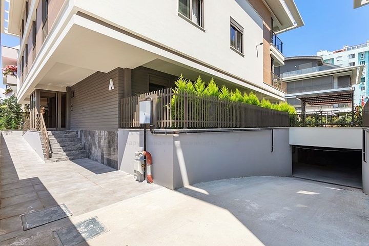 مشروع النخبة على ساحل البحر المتوسط في أنطاليا