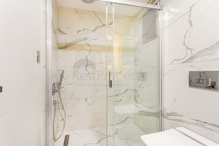 مشروع النخبة على ساحل البحر المتوسط في أنطاليا