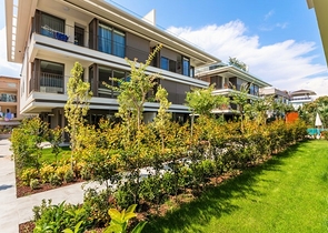 مشروع النخبة على ساحل البحر المتوسط في أنطاليا