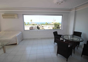 اول خط على البحر وبسعر مميز - شقة غرفتين وصالة في الانيا 