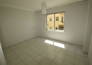 اول خط على البحر وبسعر مميز - شقة غرفتين وصالة في الانيا 