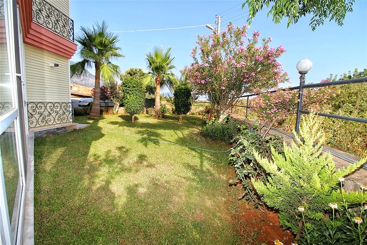 شقة بغرفة نوم وصالة ومساحة واسعة في الانيا / كاستل 