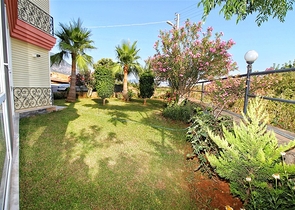 شقة بغرفة نوم وصالة ومساحة واسعة في الانيا / كاستل 