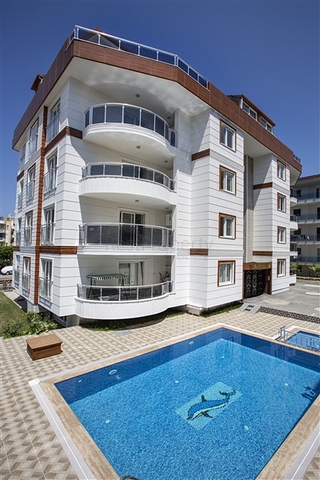 شقق بتصاميم مختلفة ضمن مجمع سكني حديث في افسلار / الانيا 