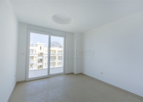 شقق بتصاميم مختلفة ضمن مجمع سكني حديث في افسلار / الانيا 