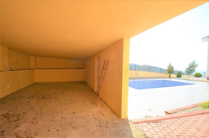 فيلا مستقلة مع مسبح خاص واطلالة بحر - الانيا 