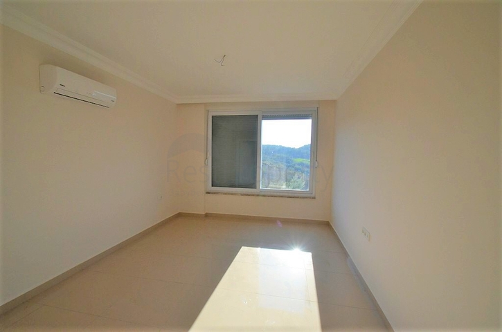 فيلا مستقلة مع مسبح خاص واطلالة بحر - الانيا 