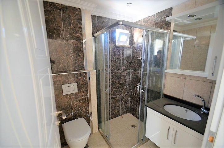 فيلا مستقلة مع مسبح خاص واطلالة بحر - الانيا 