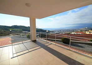 فيلا مستقلة مع مسبح خاص واطلالة بحر - الانيا 