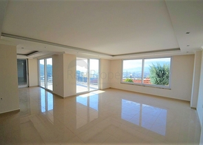 فيلا مستقلة مع مسبح خاص واطلالة بحر - الانيا 