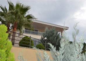 فيلا مستقلة مع مسبح خاص واطلالة بحر - الانيا 