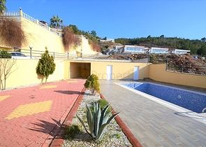 فيلا مستقلة مع مسبح خاص واطلالة بحر - الانيا 