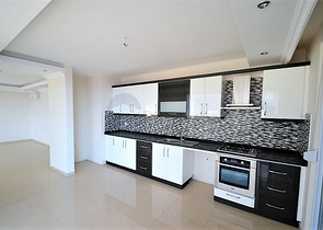 فيلا مستقلة مع مسبح خاص واطلالة بحر - الانيا 