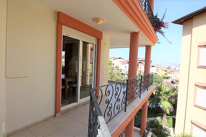 شقة بمساحة واسعة مؤثثة في الانيا / كاستل