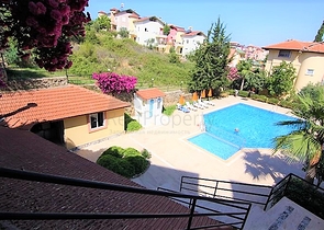 شقة بمساحة واسعة مؤثثة في الانيا / كاستل