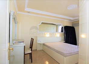 شقة بمساحة واسعة مؤثثة في الانيا / كاستل