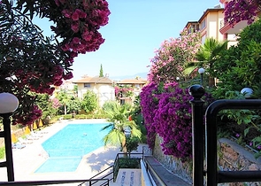 شقة بمساحة واسعة مؤثثة في الانيا / كاستل