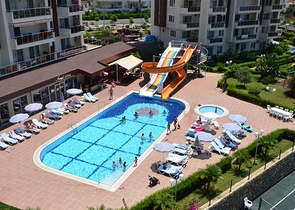 شقة غرفة وصالة ضمن مجمع - خدمات خمس نجوم - افسلار / الانيا 