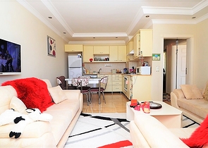 سعر منافس - غرفتين وصالة ضمن مجمع سكني في كوناكليه / الانيا 