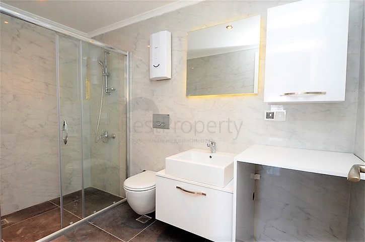 شقة بينتهاوس واسعة في الانيا / كاستل 