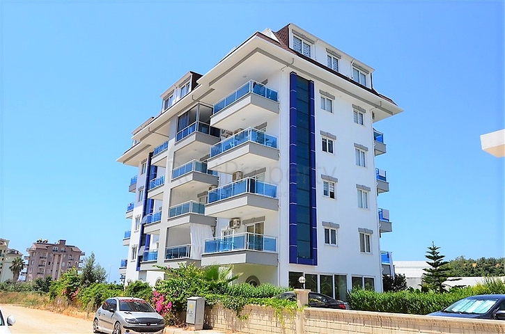 شقة بينتهاوس واسعة في الانيا / كاستل 