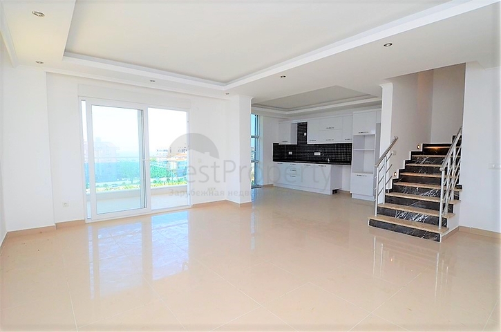 شقة بينتهاوس واسعة في الانيا / كاستل 