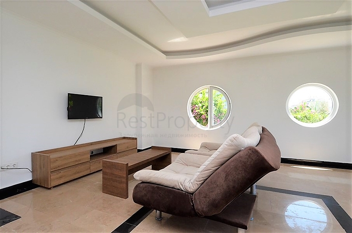 شقة بينتهاوس واسعة في الانيا / كاستل 