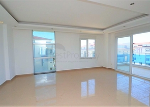 شقة بينتهاوس واسعة في الانيا / كاستل 