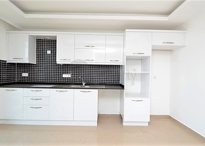 شقة بينتهاوس واسعة في الانيا / كاستل 