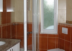 شقق مفروشة 2 + 1200 متر على البحر في كاميوفا كيمير