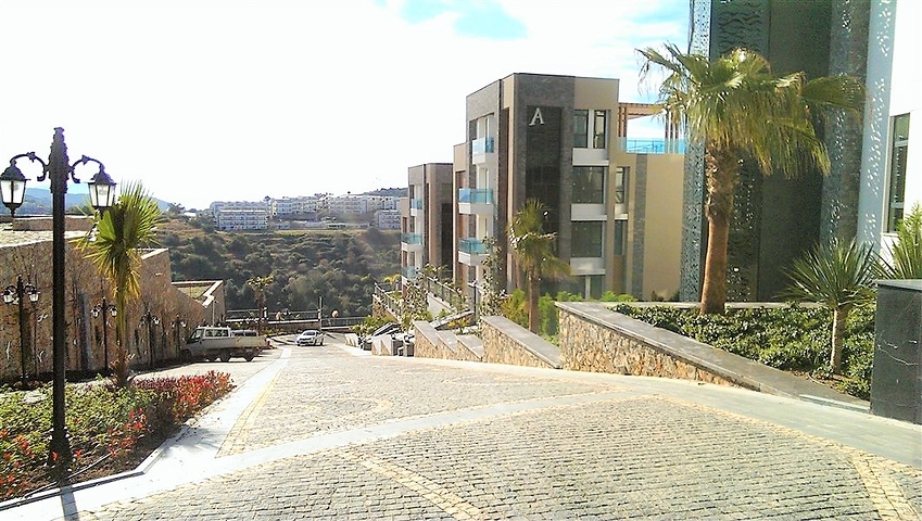 شة فاخرة مع حديقة واسعة - اطلالة بحر مباشرة في كوناكليه / الانيا 