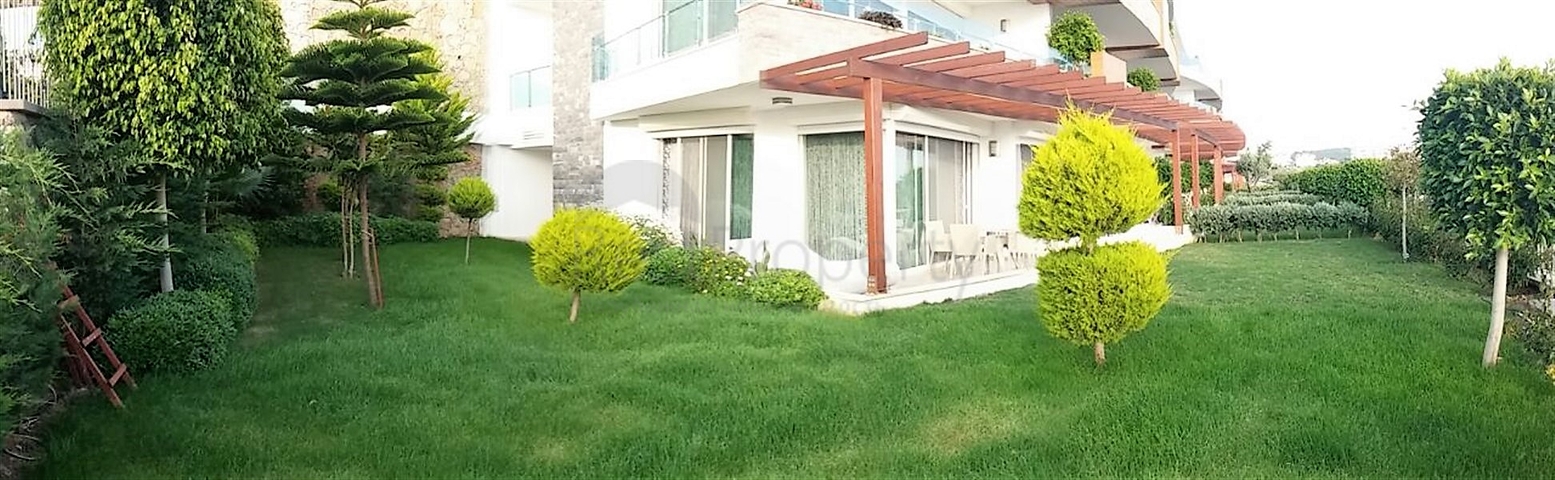 شة فاخرة مع حديقة واسعة - اطلالة بحر مباشرة في كوناكليه / الانيا 