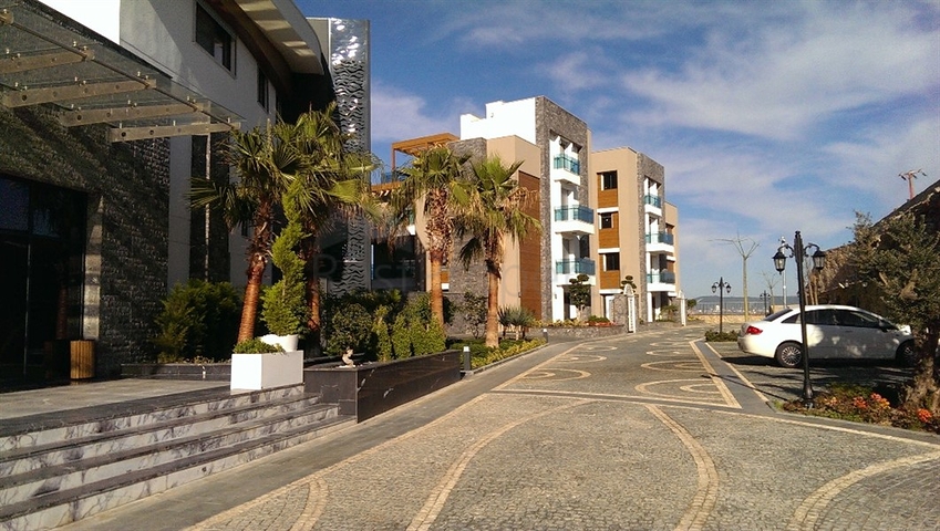 شة فاخرة مع حديقة واسعة - اطلالة بحر مباشرة في كوناكليه / الانيا 