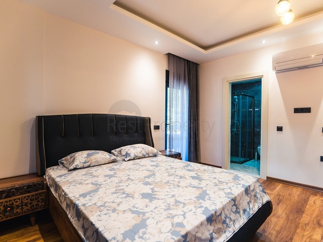 فيلات فاخرة في الانيا , كاستل باطلالات رائعة 