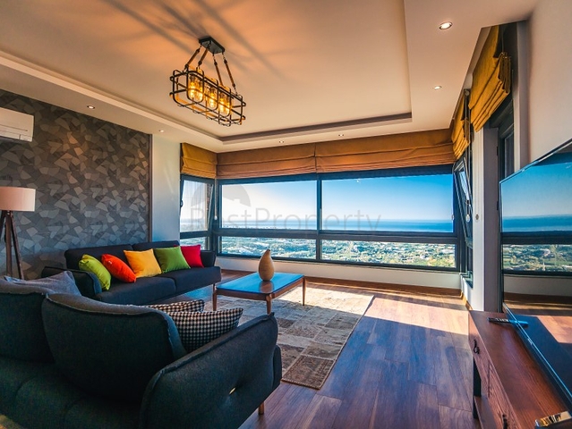 فيلات فاخرة في الانيا , كاستل باطلالات رائعة 