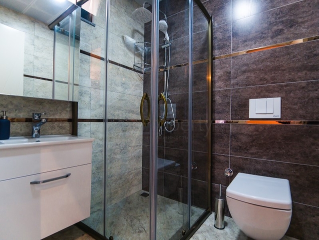 فيلات فاخرة في الانيا , كاستل باطلالات رائعة 