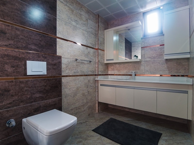 فيلات فاخرة في الانيا , كاستل باطلالات رائعة 