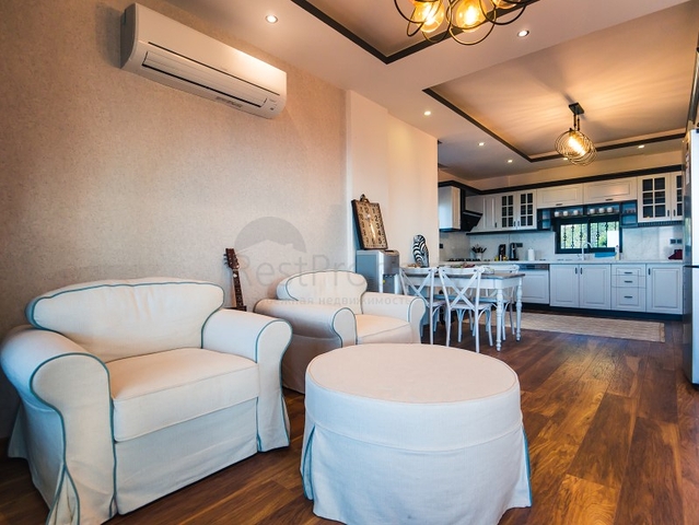 فيلات فاخرة في الانيا , كاستل باطلالات رائعة 