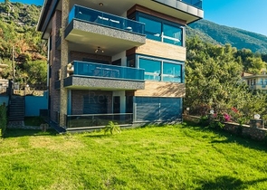 فيلات فاخرة في الانيا , كاستل باطلالات رائعة 