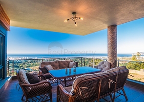 فيلات فاخرة في الانيا , كاستل باطلالات رائعة 