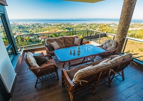 فيلات فاخرة في الانيا , كاستل باطلالات رائعة 