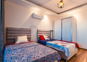 فيلات فاخرة في الانيا , كاستل باطلالات رائعة 