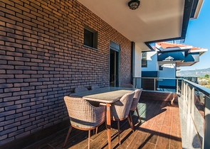 فيلات فاخرة في الانيا , كاستل باطلالات رائعة 