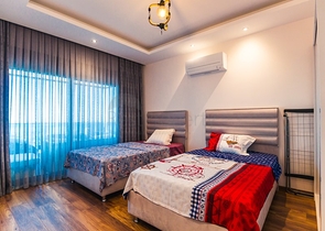 فيلات فاخرة في الانيا , كاستل باطلالات رائعة 