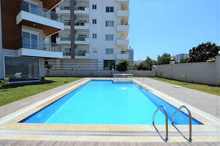 مجمع بأسعار جيدة في الانيا / كاستل 