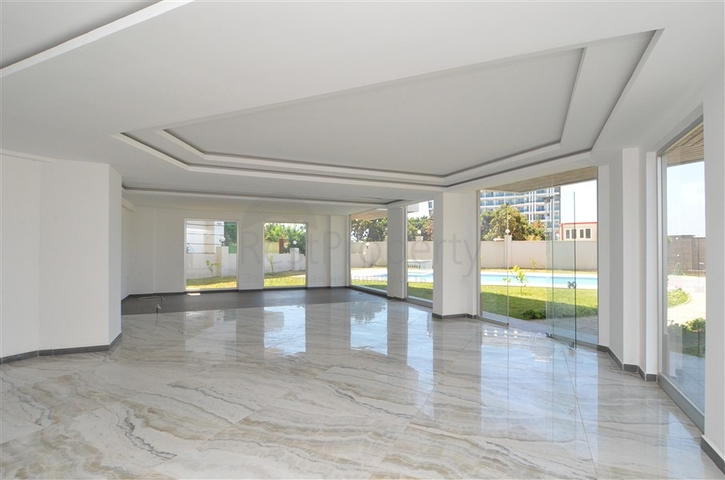 مجمع بأسعار جيدة في الانيا / كاستل 