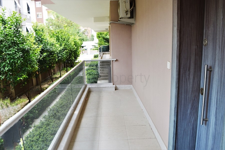 شقق 1 + 1 في ليمان كونيالتي على بعد 600 متر من البحر